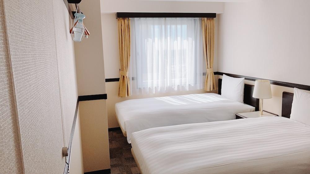 Toyoko Inn Chiba Shin Kamagaya Ekimae Экстерьер фото