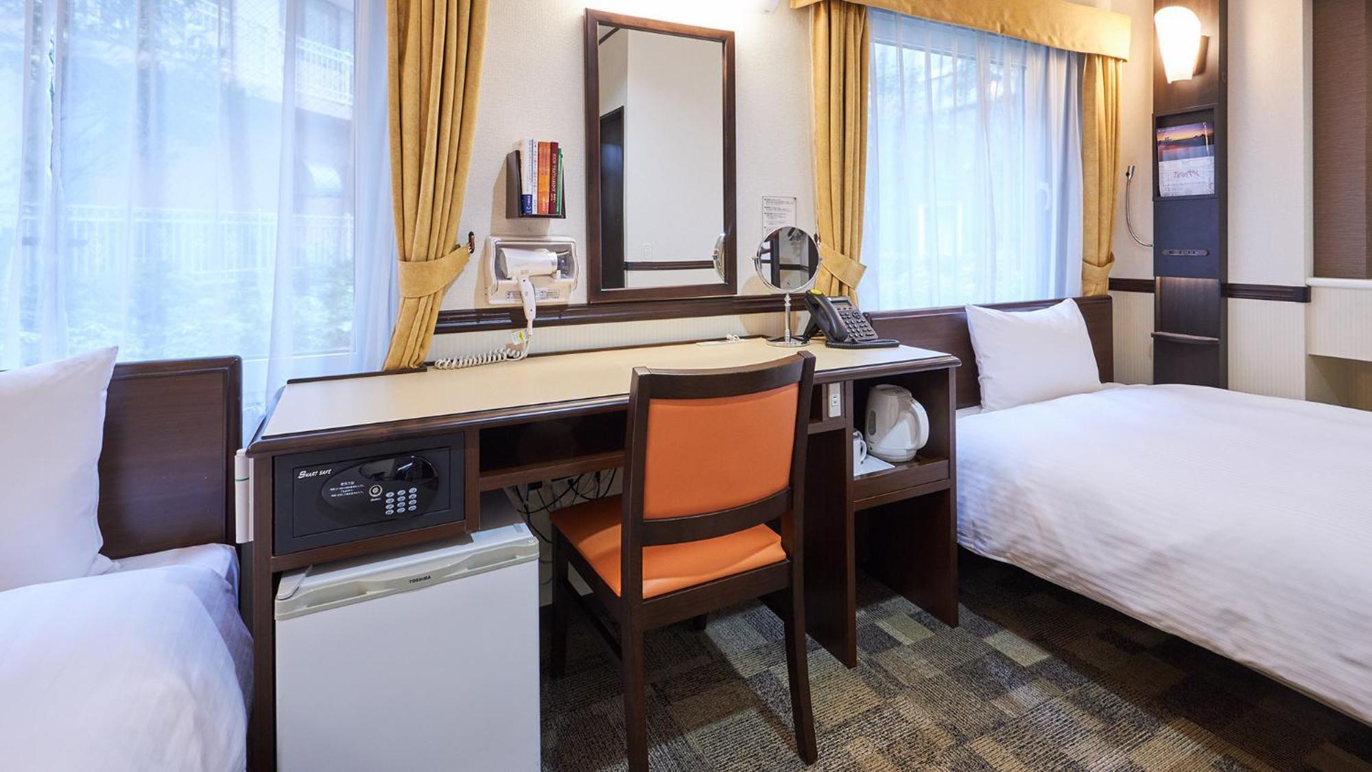 Toyoko Inn Chiba Shin Kamagaya Ekimae Номер фото